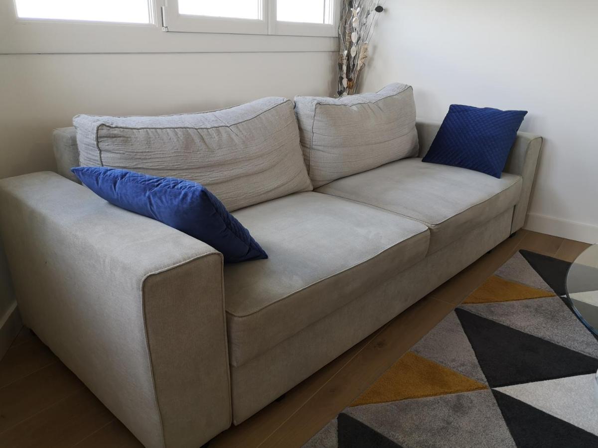 Appartement tout confort 2 chbres - 72m2 - avec terrasse et vue Pyrénées Pau Exterior foto