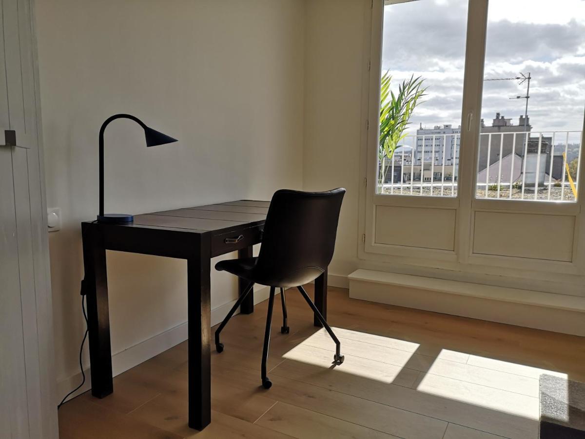 Appartement tout confort 2 chbres - 72m2 - avec terrasse et vue Pyrénées Pau Exterior foto