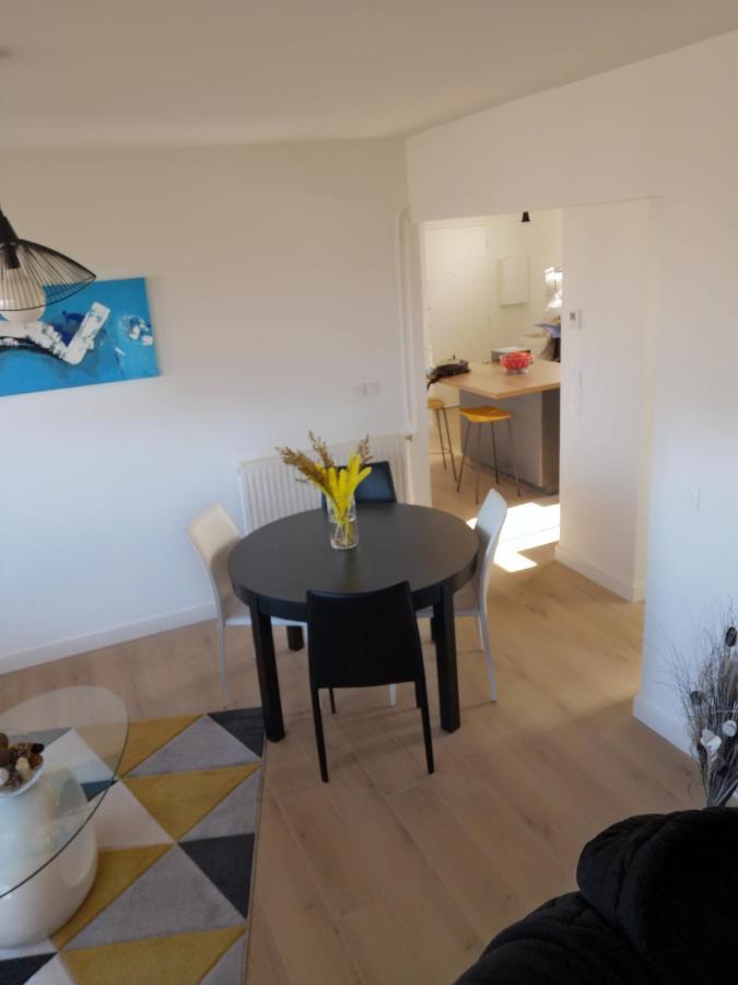Appartement tout confort 2 chbres - 72m2 - avec terrasse et vue Pyrénées Pau Exterior foto